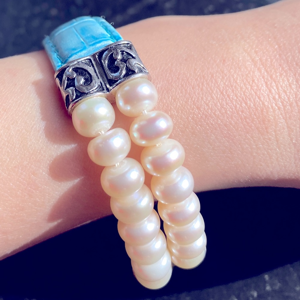Vintage Freshwater Pearl blue Leather Sterling Bracelet 6” clasp latch